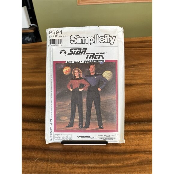Simplicity Star Trek 1989 Costume Sew Pattern 9394 Size BB (34-44) UNCUT - Picture 11 of 11